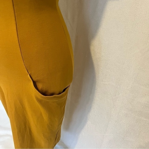 ASOS women’s mustard yellow dress. Cap sleeves. Plung neckline Y2K Size 6 - Picture 4 of 8